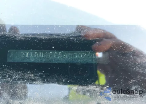 2010 Toyota Corolla Le z USA, uszkodzony, nr VIN 2T1BU4EE5AC507900